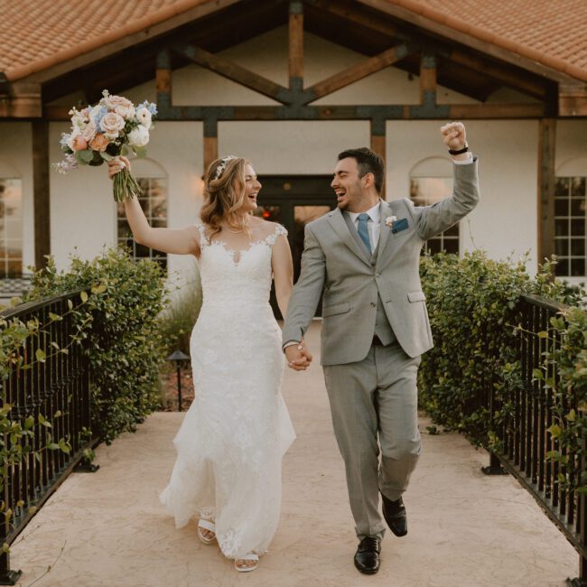 Wedding Venue near Central Orlando Florida Sterling Events Couple Photography Outdoor