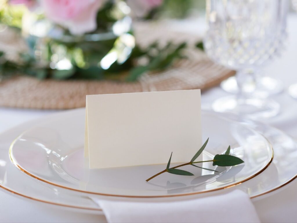 How To Style Your Wedding Tables