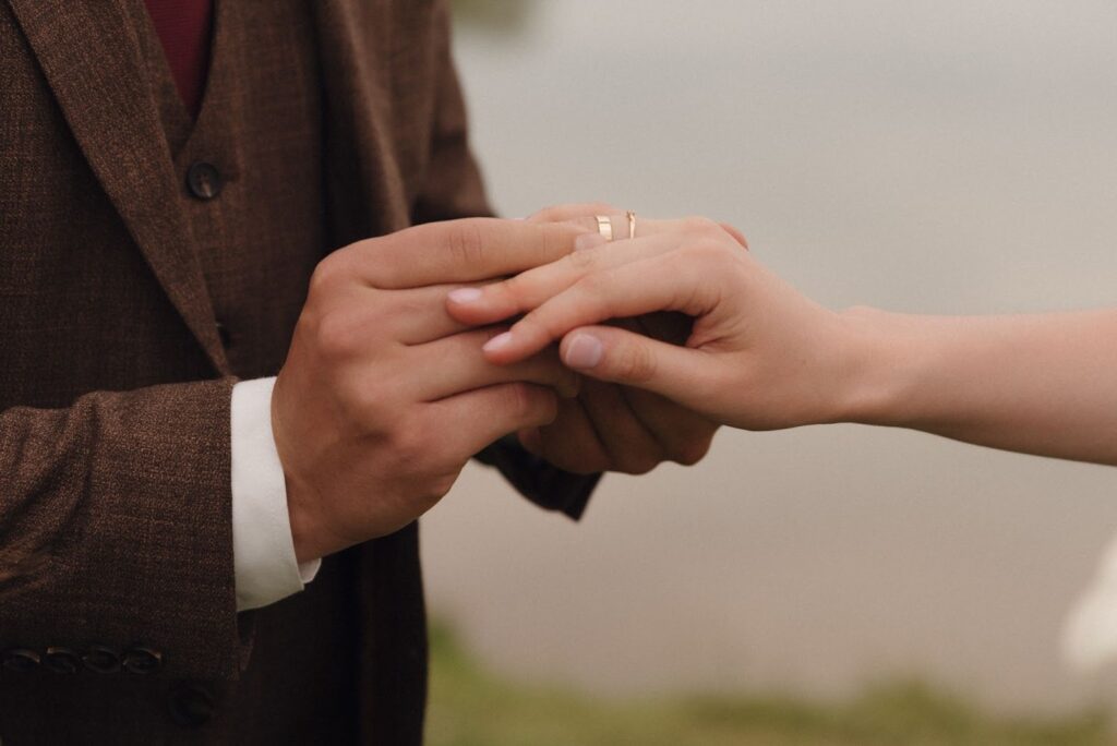 ideas for an intimate wedding ceremony